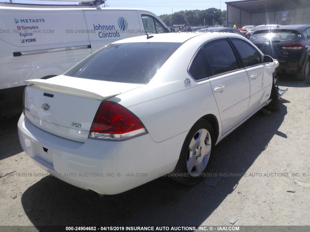 2G1WD58CX81223214 - 2008 CHEVROLET IMPALA SUPER SPORT WHITE photo 4