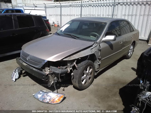 4T1BF28B62U254943 - 2002 TOYOTA AVALON XL/XLS GOLD photo 2