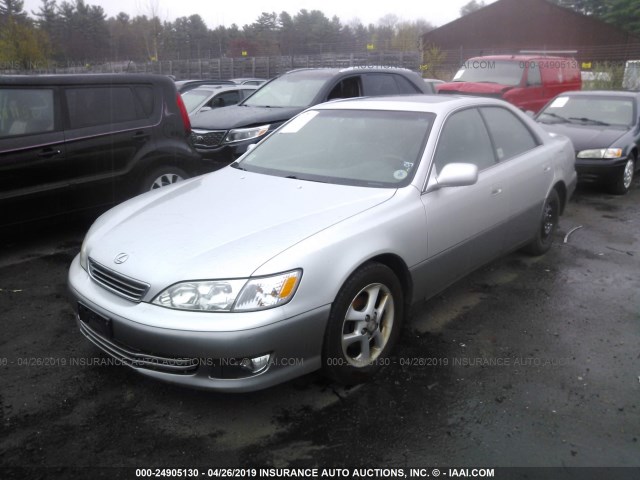 JT8BF28G810316170 - 2001 LEXUS ES 300 SILVER photo 2