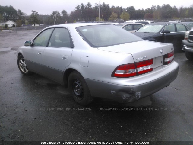 JT8BF28G810316170 - 2001 LEXUS ES 300 SILVER photo 3