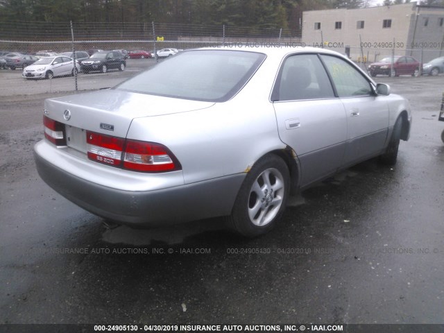 JT8BF28G810316170 - 2001 LEXUS ES 300 SILVER photo 4