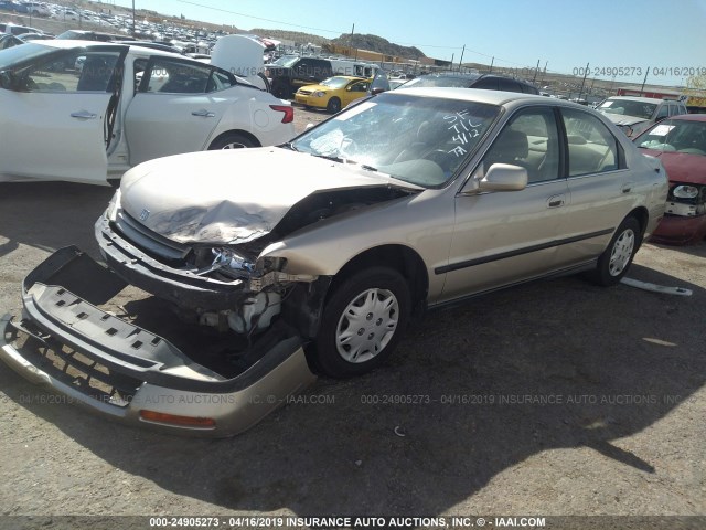 1HGCD5535SA152520 - 1995 HONDA ACCORD LX/EX GOLD photo 2