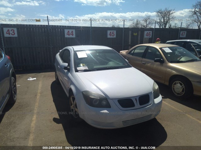 1G2AL18FX87128974 - 2008 PONTIAC G5 WHITE photo 6