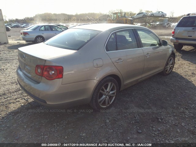 3VWRF71K06M673615 - 2006 VOLKSWAGEN JETTA 2.5 SILVER photo 4