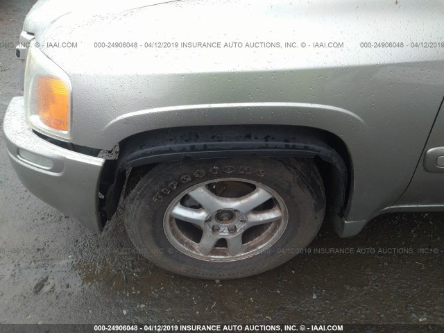 1GKDT13S522127821 - 2002 GMC ENVOY GOLD photo 6