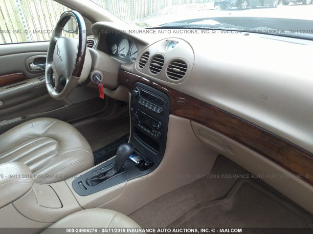 2C3HE66G31H699573 - 2001 CHRYSLER 300M BEIGE photo 5