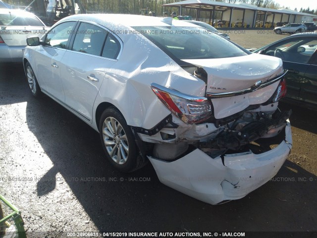 1G4GB5G3XFF295177 - 2015 BUICK LACROSSE WHITE photo 3