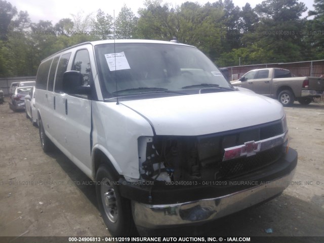 1GAZGPFGXJ1331091 - 2018 CHEVROLET EXPRESS G3500 LT WHITE photo 1