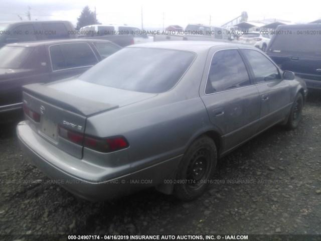 4T1BG22K1XU492163 - 1999 TOYOTA CAMRY CE/LE/XLE GOLD photo 4