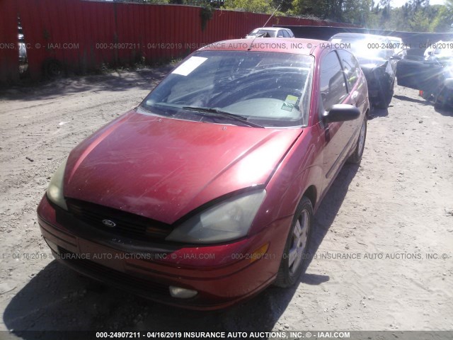 3FAFP31Z63R177571 - 2003 FORD FOCUS ZX3 RED photo 2