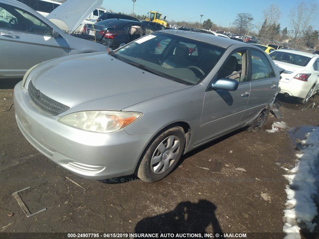 4T1BE32K94U859477 - 2004 TOYOTA CAMRY LE/XLE/SE SILVER photo 2