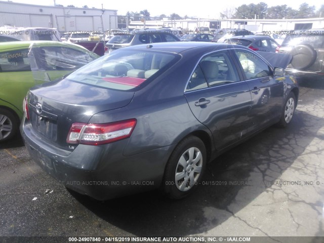 4T1BF3EK8BU125144 - 2011 TOYOTA CAMRY SE/LE/XLE GRAY photo 4