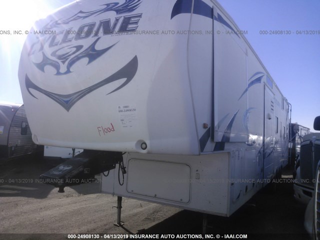 5SFCG4035BE213412 - 2011 HEARTLAND CYCLONE  未知 照片 2