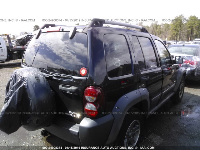 1J4GL38K95W621006 - 2005 JEEP LIBERTY RENEGADE BLACK photo 4