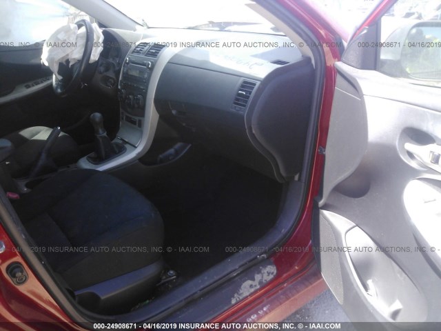 1NXBU4EE1AZ258669 - 2010 TOYOTA COROLLA S/LE/XLE RED photo 5