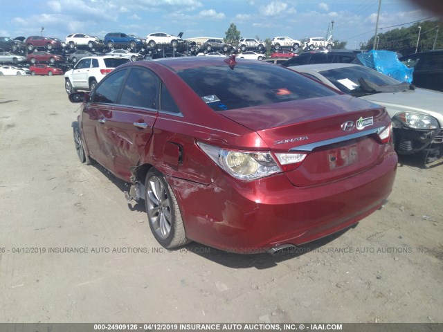 5NPEC4AC1BH090228 - 2011 HYUNDAI SONATA SE/LIMITED RED photo 3