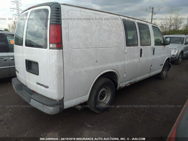 1GCEG15M9X1038964 - 1999 CHEVROLET EXPRESS G1500  WHITE photo 4