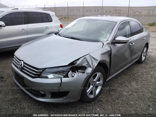 1VWBP7A30CC085847 - 2012 VOLKSWAGEN PASSAT SE GRAY photo 2