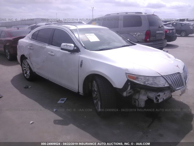 1LNHL9DR8BG615053 - 2011 LINCOLN MKS WHITE photo 1