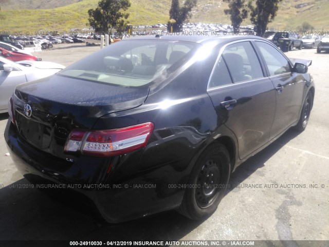 4T4BF3EK7BR117350 - 2011 TOYOTA CAMRY SE/LE/XLE BLACK photo 4