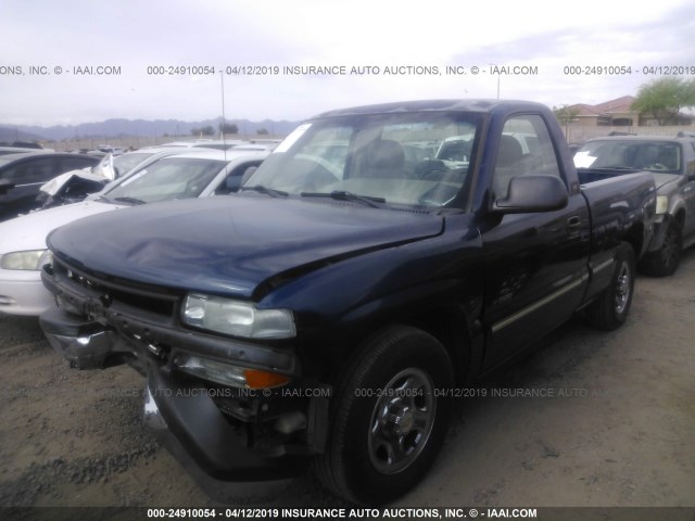 1GCEC14W71Z255551 - 2001 CHEVROLET SILVERADO C1500 BLUE photo 2