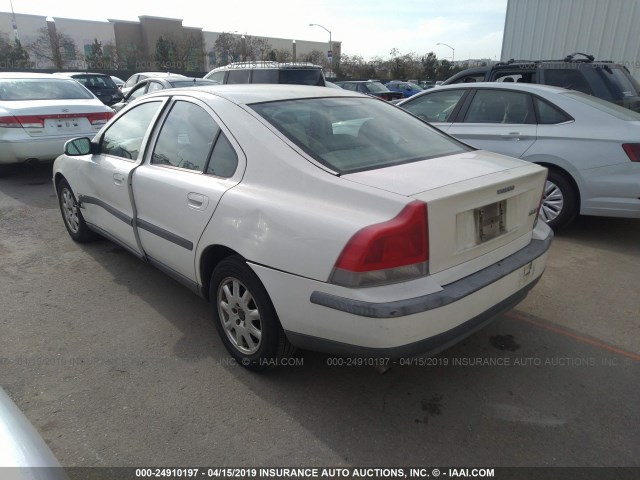 YV1RS61R012057851 - 2001 VOLVO S60 WHITE photo 3