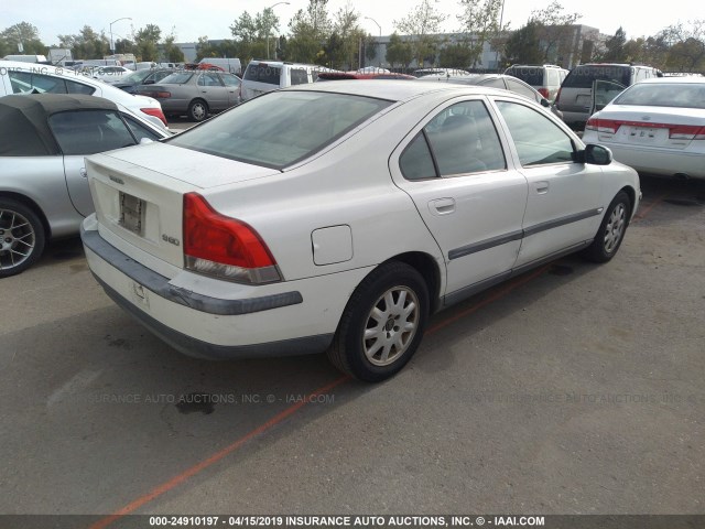 YV1RS61R012057851 - 2001 VOLVO S60 WHITE photo 4