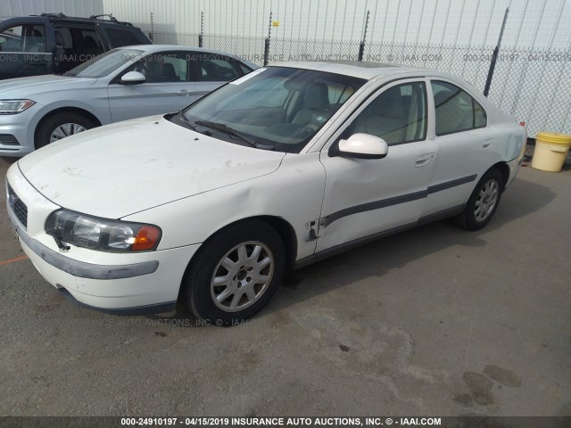 YV1RS61R012057851 - 2001 VOLVO S60 WHITE photo 6