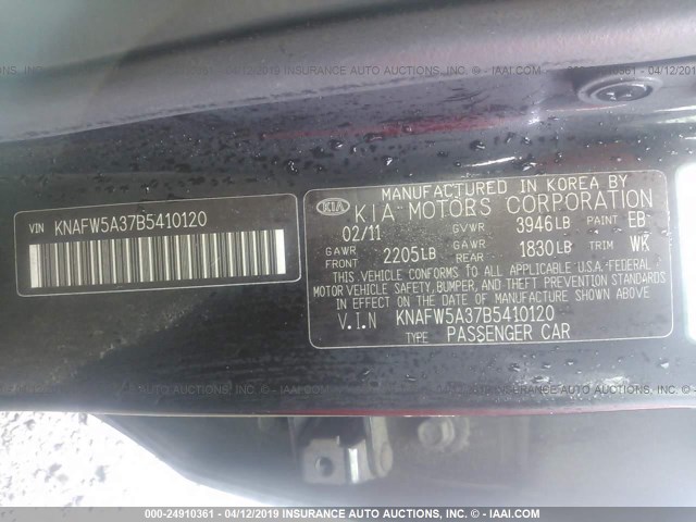 KNAFW5A37B5410120 - 2011 KIA FORTE SX BLACK photo 9