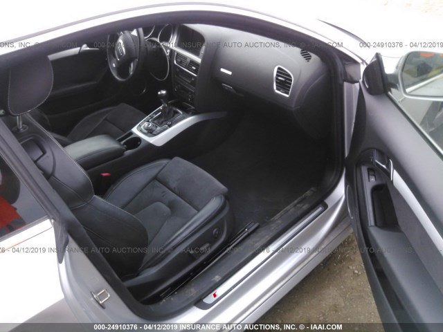 WAUDK78T49A024017 - 2009 AUDI A5 QUATTRO SILVER photo 5