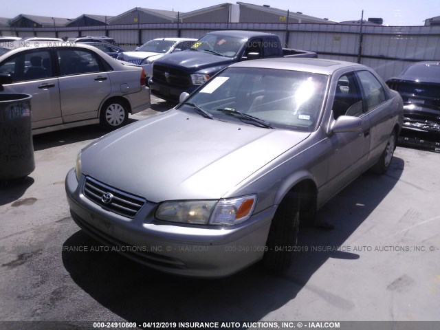 4T1BG22K5YU007136 - 2000 TOYOTA CAMRY CE/LE/XLE BROWN photo 2