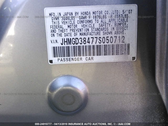 JHMGD38477S050712 - 2007 HONDA FIT SILVER photo 9