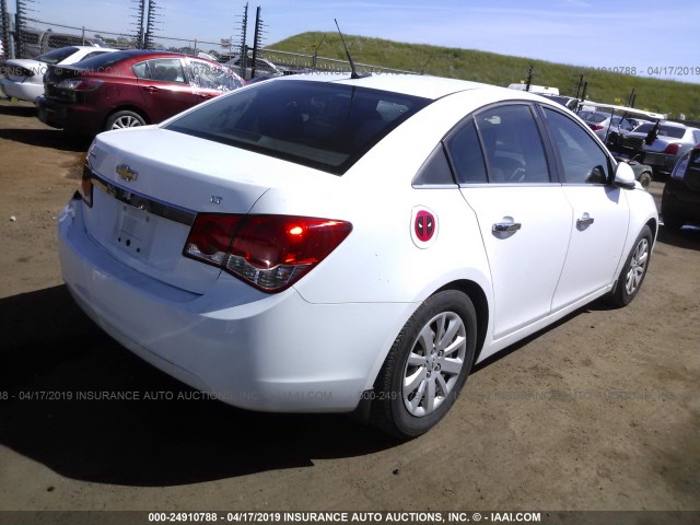 1G1PF5S92B7303905 - 2011 CHEVROLET CRUZE LT WHITE photo 4