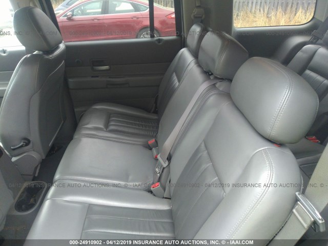 1D4HB58D34F241249 - 2004 DODGE DURANGO LIMITED SILVER photo 8