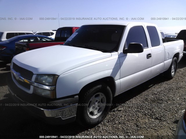 1GCEC19T44Z353231 - 2004 CHEVROLET SILVERADO C1500 WHITE photo 2