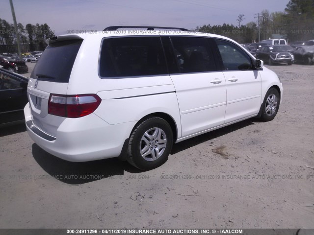 5FNRL38657B426562 - 2007 HONDA ODYSSEY EXL WHITE photo 4