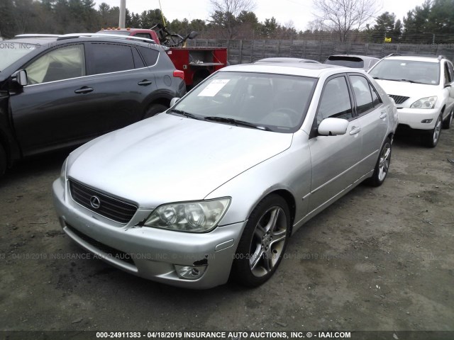 JTHBD182X10018434 - 2001 LEXUS IS 300 SILVER photo 2