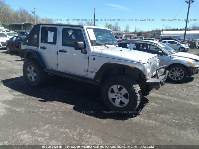 1J4GA59167L163520 - 2007 JEEP WRANGLER SAHARA SILVER photo 1