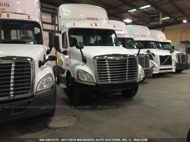 3AKJGED58FSGG9302 - 2015 FREIGHTLINER CASCADIA 125  Unknown photo 1