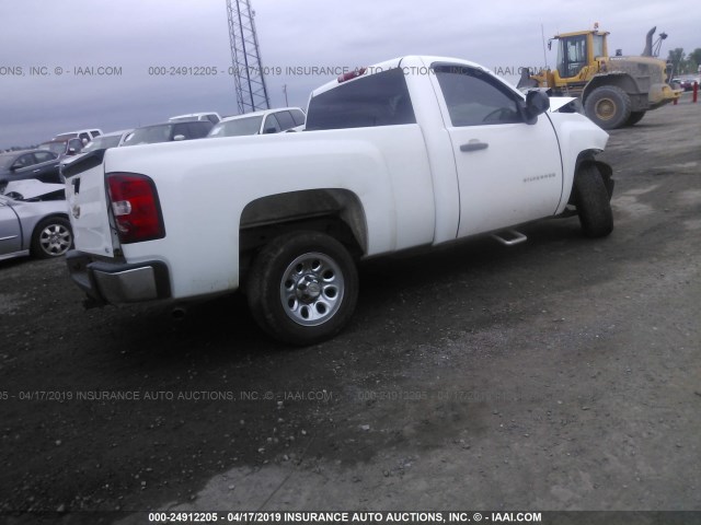 1GCNCPEX7CZ305586 - 2012 CHEVROLET SILVERADO C1500 WHITE photo 4