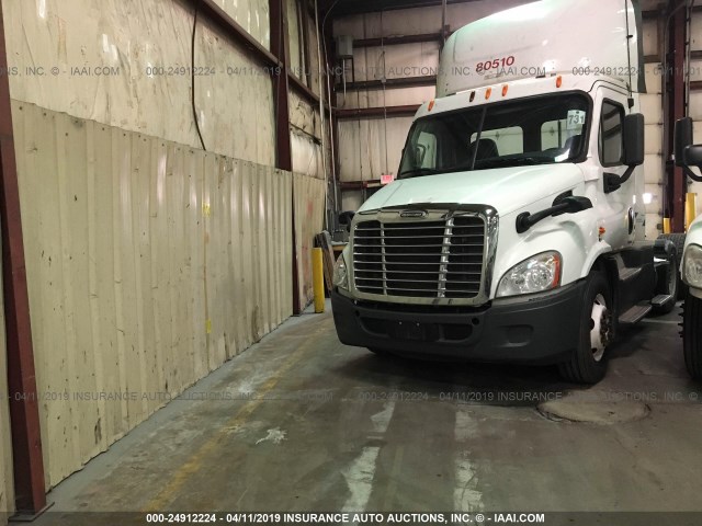 1FUGGBDV6ELFN9548 - 2014 FREIGHTLINER CASCADIA 113  Unknown photo 2