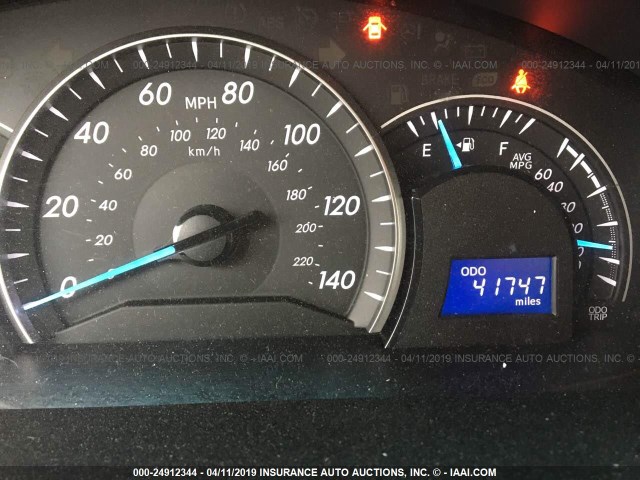 4T4BF1FK1ER386810 - 2014 TOYOTA CAMRY L/SE/LE/XLE 银色 照片 7