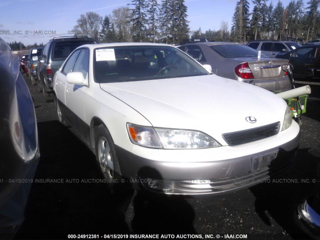 JT8BF22G2V0011715 - 1997 LEXUS ES 300 WHITE photo 1