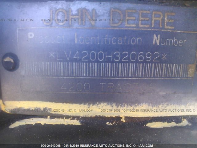 LV4200H320692 - 2000 JOHN DEERE 4200 4X4  GREEN photo 9
