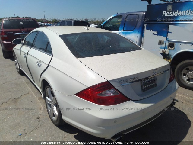 WDDDJ72X08A116764 - 2008 MERCEDES-BENZ CLS 550 WHITE photo 3