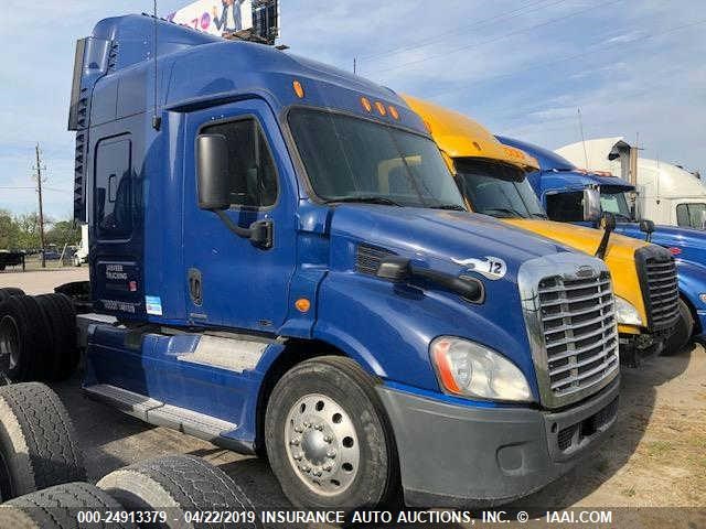 1FUJGHDV5CLBE1113 - 2012 FREIGHTLINER CASCADIA 113  Unknown photo 2