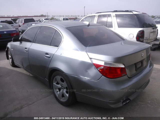 WBANA53555B861402 - 2005 BMW 525 I GRAY photo 3