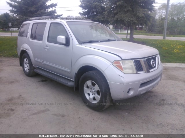 5N1AR18W56C662362 - 2006 NISSAN PATHFINDER LE/SE/XE SILVER photo 1