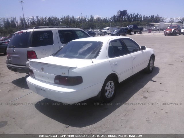 4T1BG12K1TU916395 - 1996 TOYOTA CAMRY DX/LE/XLE WHITE photo 4