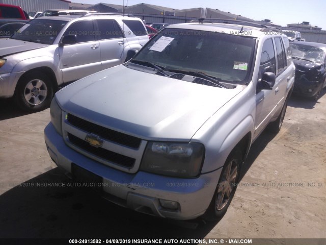 1GNDS13S382119232 - 2008 CHEVROLET TRAILBLAZER LS/LT SILVER photo 2